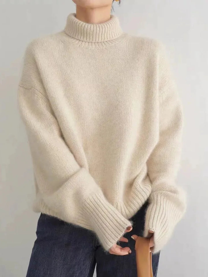 Caroline | Cashmere Turtleneck with Timeless Softness